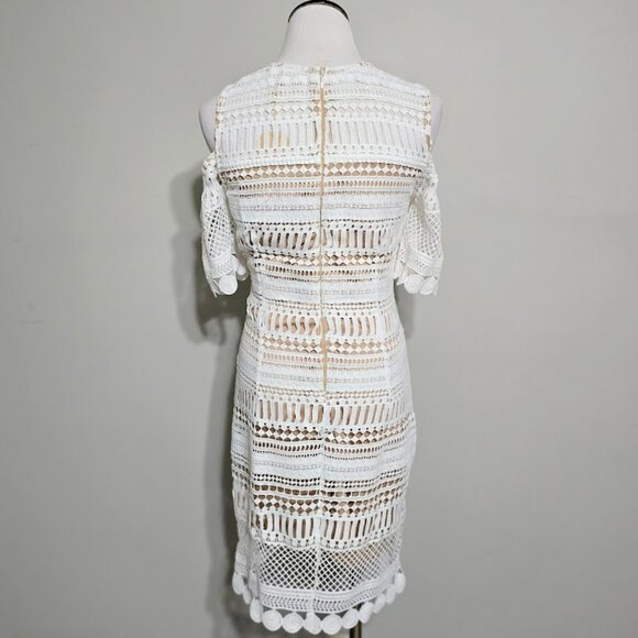 New Blu Pepper Lace Cold Shoulder Mini Dress Size Medium Womens White Nude Lined - Picture 8 of 16